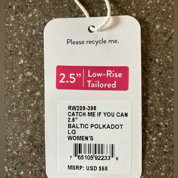 Women’s Rabbit Running 2.5” low rise “Catch Me If You Can” running shorts - Picture 2 of 6